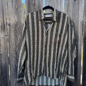 Vintage Black and Cream Patterned Paisley Button Down Shirt Rayon